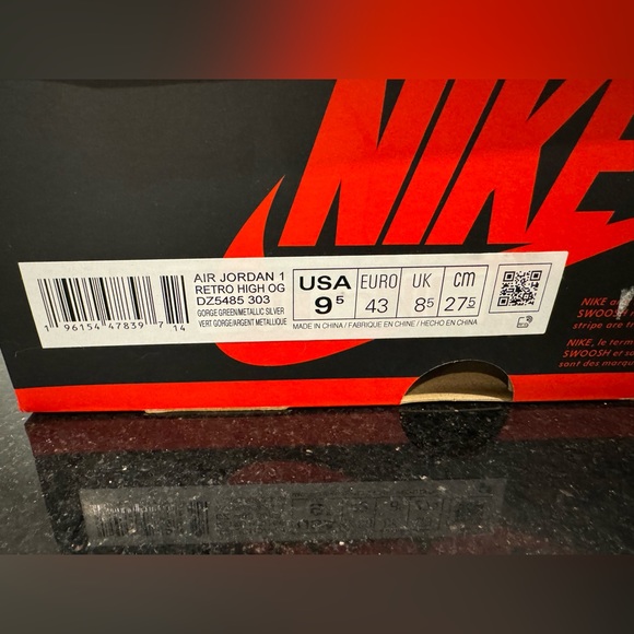 Jordan 1 Retro High OG Gorge Green - Picture 9 of 11